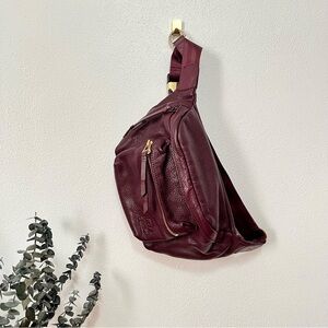 Herschel Supply Co x Bad Hills Leather Bag Seventeen Fannypack Burgundy rare